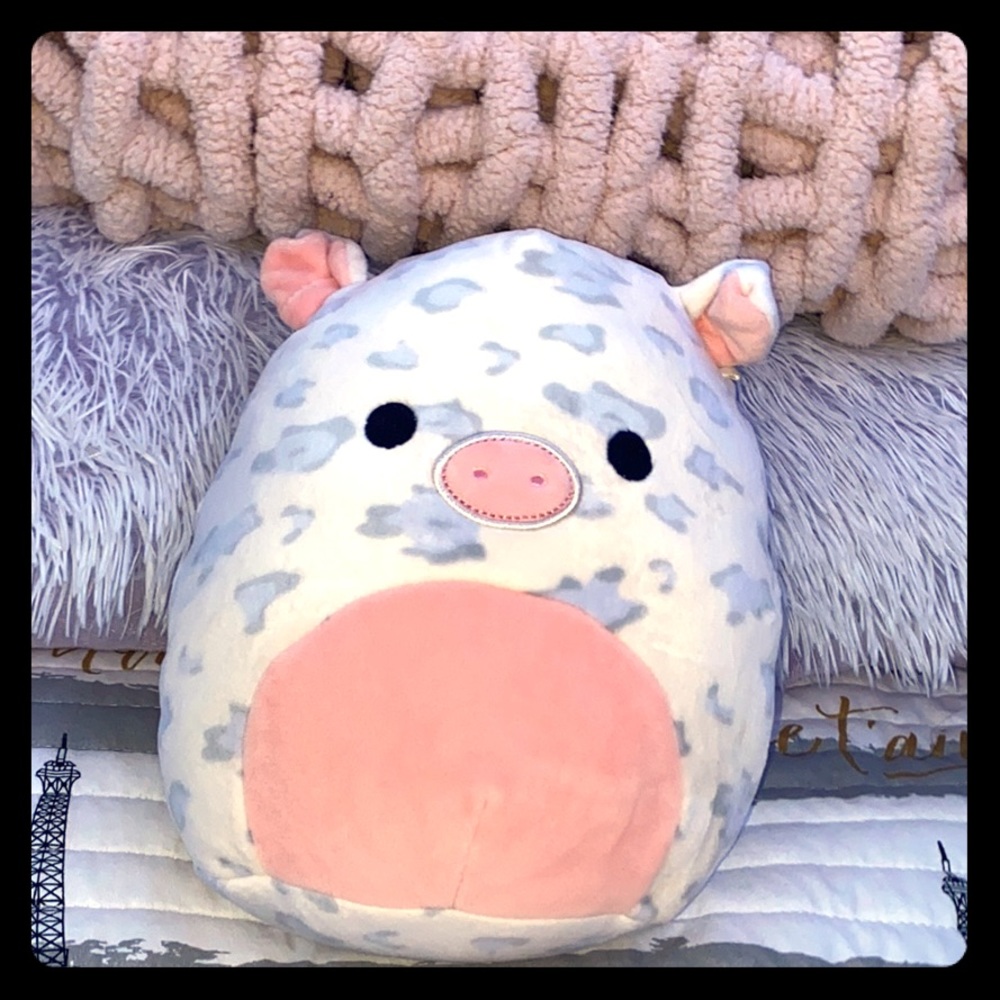 Squishmallow Cow Pig Stuffie!